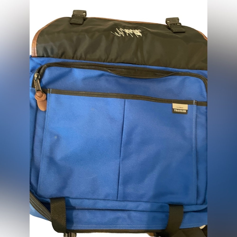 LL Bean Messenger Bag - Picture 8 of 9